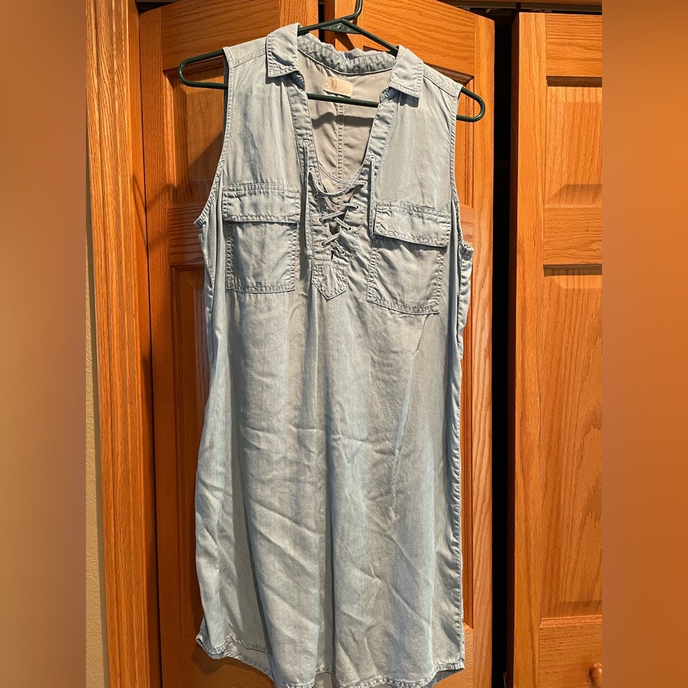 Sleeveless Shirt Type Dress